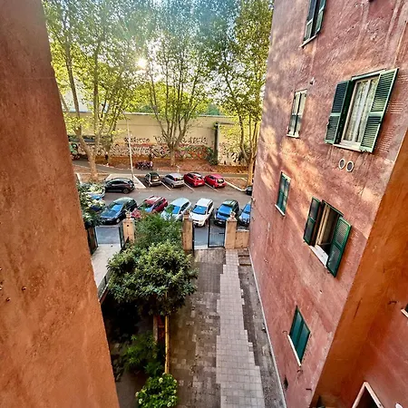 4 Stops To Colosseo - San Paolo House Rome Exterior photo