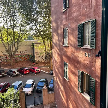 4 Stops To Colosseo - San Paolo House Rome Exterior photo